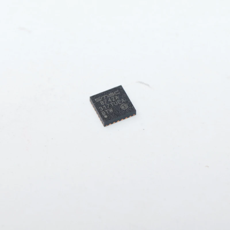 LAN8742A